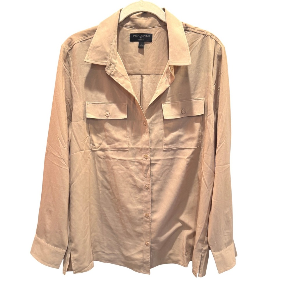 Banana Republic Classic Fit Long Sleeve Button Down Shirt Beige‎ Women's Large